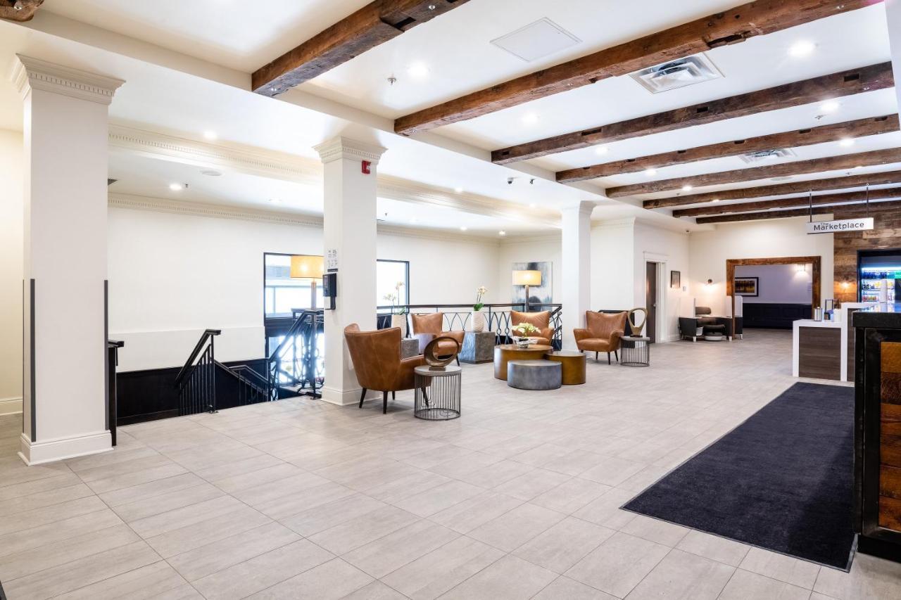 Crowne Plaza Hotel Moncton Downtown By Ihg Bagian luar foto