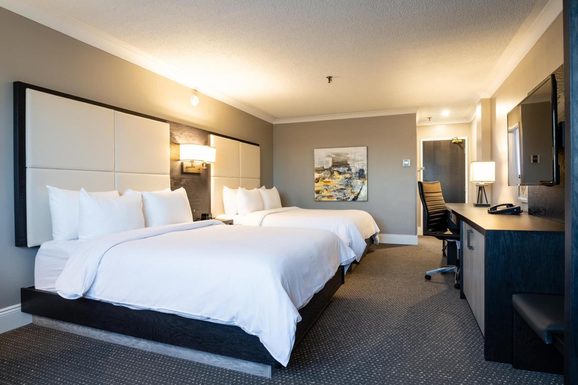 Crowne Plaza Hotel Moncton Downtown By Ihg Bagian luar foto