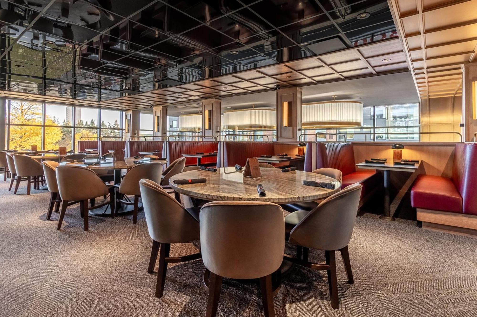 Crowne Plaza Hotel Moncton Downtown By Ihg Bagian luar foto
