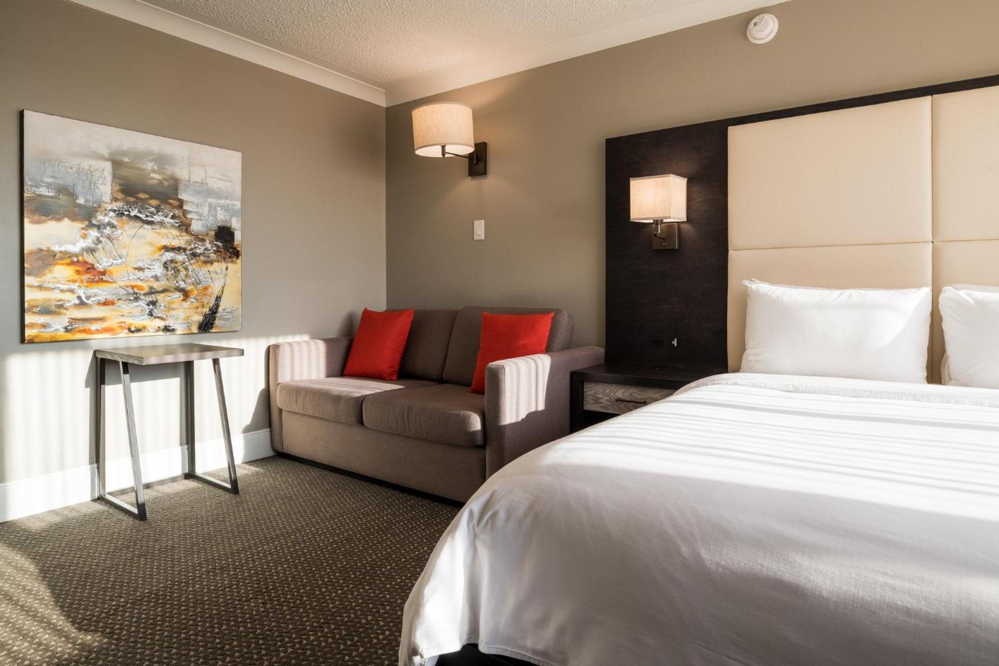 Crowne Plaza Hotel Moncton Downtown By Ihg Bagian luar foto