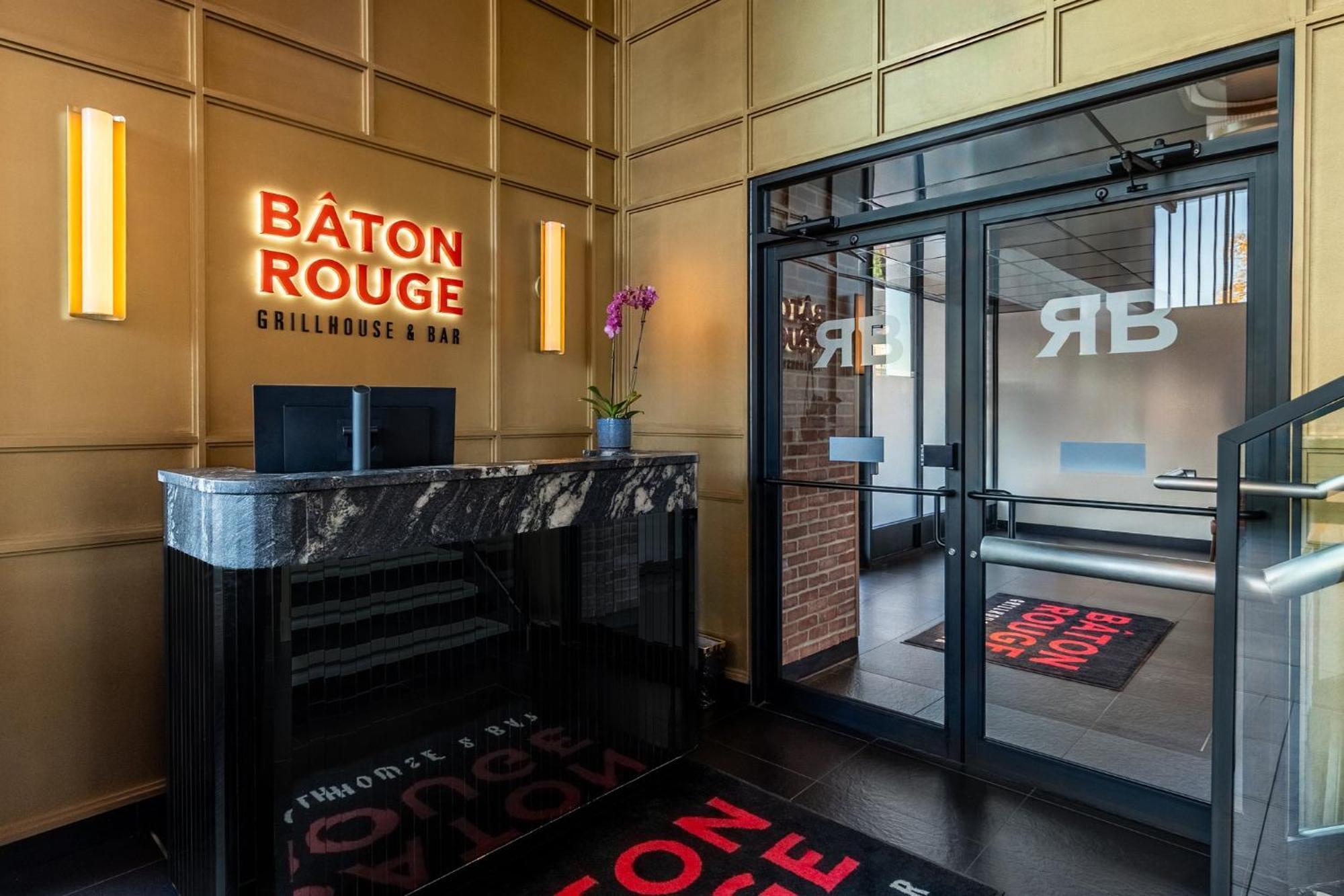 Crowne Plaza Hotel Moncton Downtown By Ihg Bagian luar foto